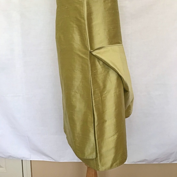 Gold Sleeveless Shift Dress by Jean Michel - Picture 6 of 8